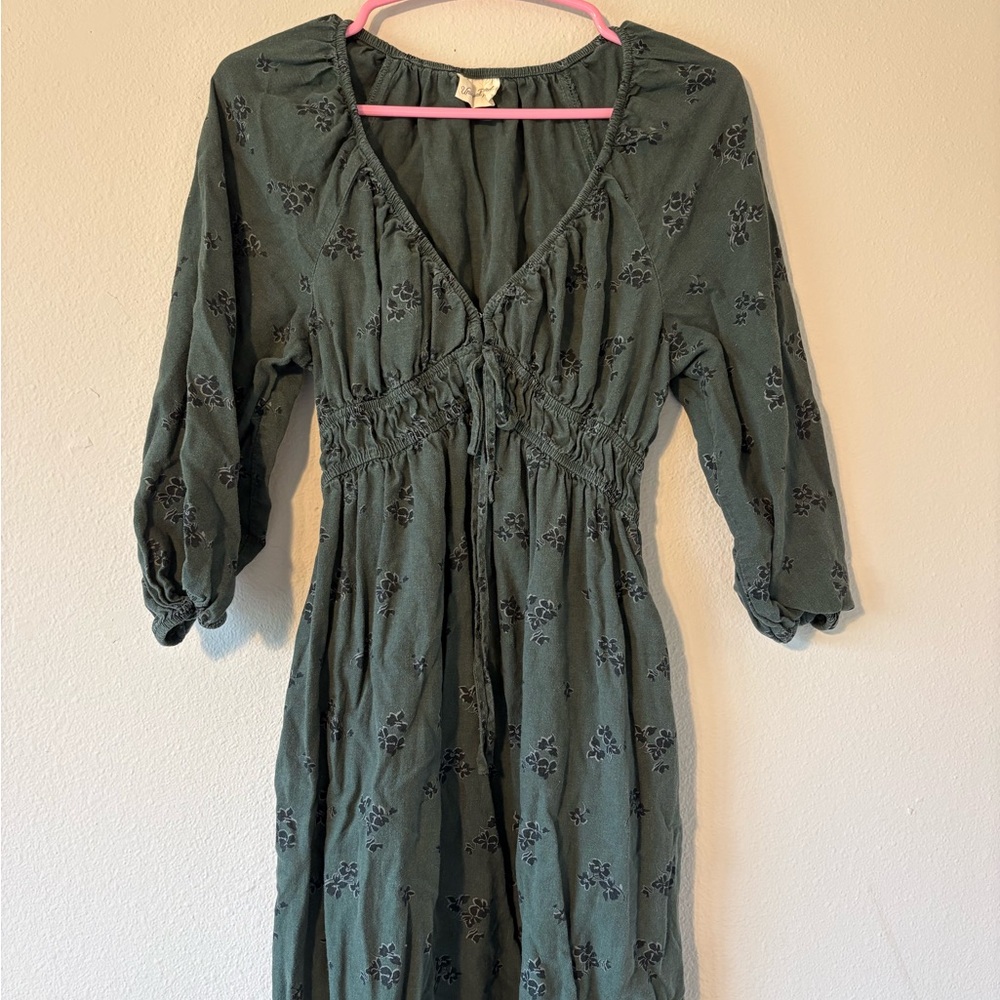 Universal Thread Dark Green Floral Long Sleeve Dress